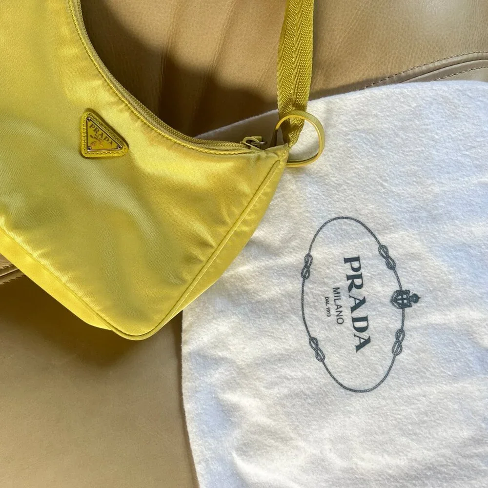 Prada Re-Nylon Re-Edition 2000 Mini-Bag - Picture 11 of 12